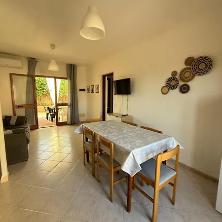 Superior Aparthotel *